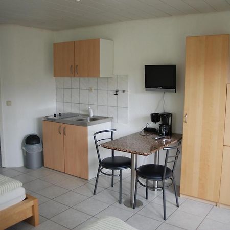Ferienwohnungen Schaefer Obersulm Exterior foto